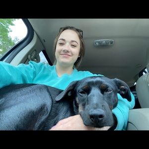 Meet your Posher, Olivia